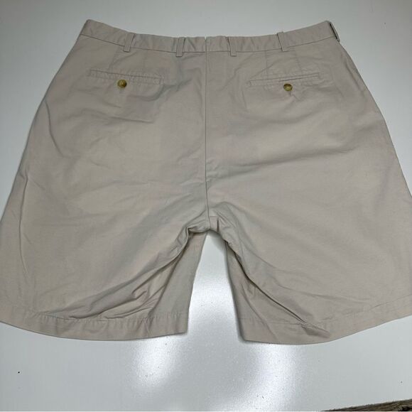 Peter Millar Khaki Tan Golf and Outdoor Activity Shorts in Size 38W x 8.5IS - Picture 5 of 7